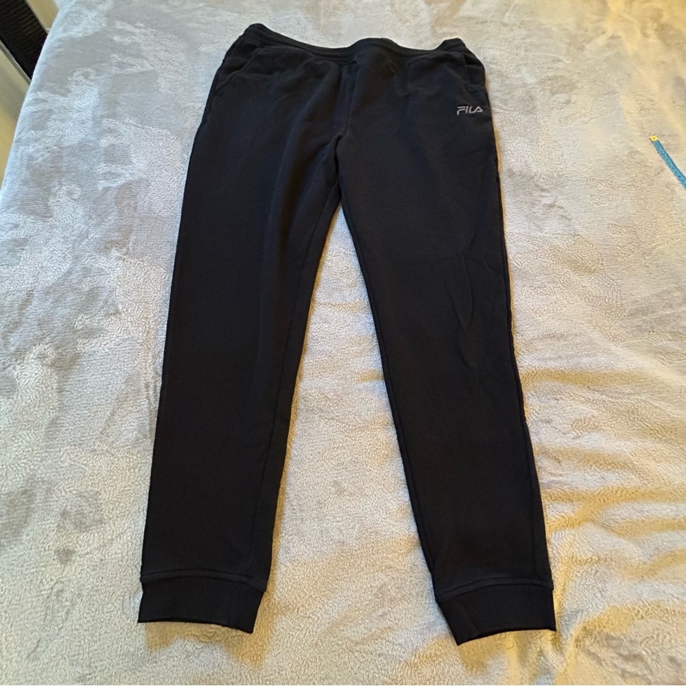 NWOT FILA black slim joggers sweatpants Size XL